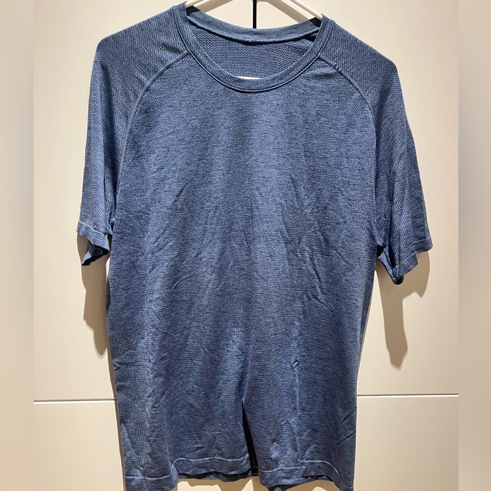 Mens lululemon athletic shirt